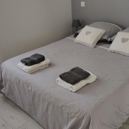 Jolie petite maison à 50 mètres de la plage Agde Esterno foto