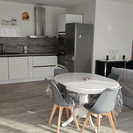 Jolie petite maison à 50 mètres de la plage Agde Esterno foto